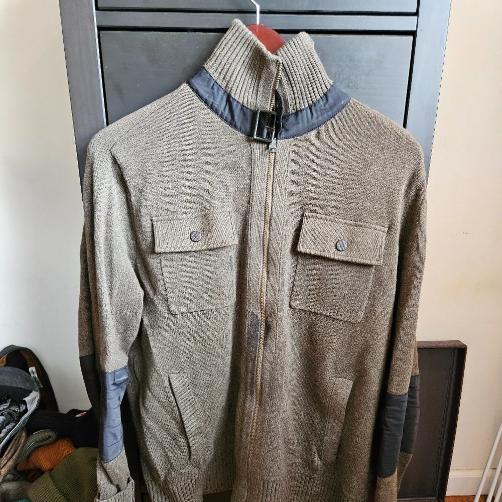 Banana Republic Heritage Green/Olive Sweater - Medium